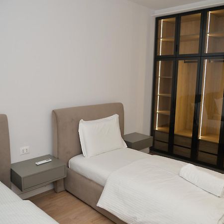 Hera Tirana Suite Deluxe Extérieur photo