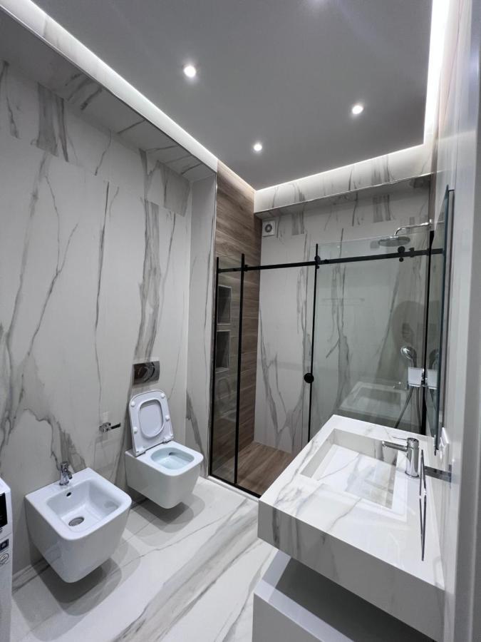 Hera Tirana Suite Deluxe Extérieur photo