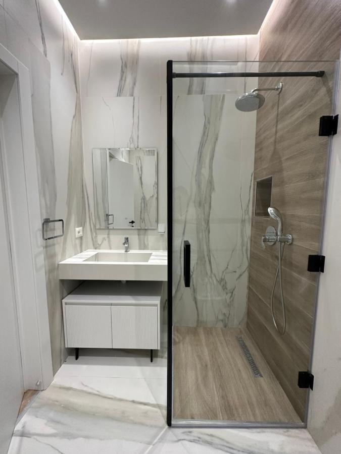 Hera Tirana Suite Deluxe Extérieur photo