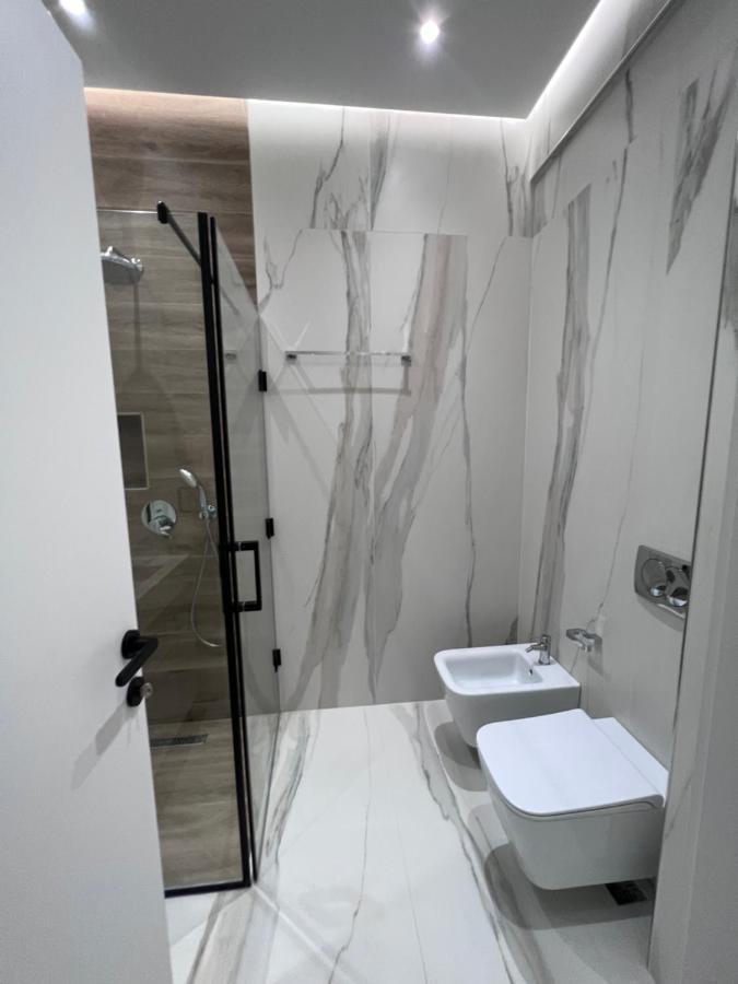 Hera Tirana Suite Deluxe Extérieur photo